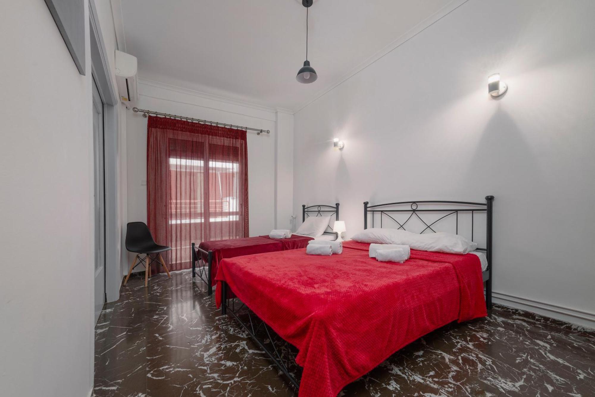 Local Urban Living 2Bd Apartment In Athens Exterior photo